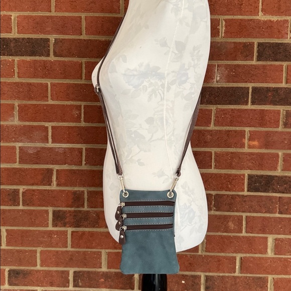 Toscana Teal Blue 100%  Leather Covertable/Adjustable Crossbody/Belt Bag - Picture 2 of 7